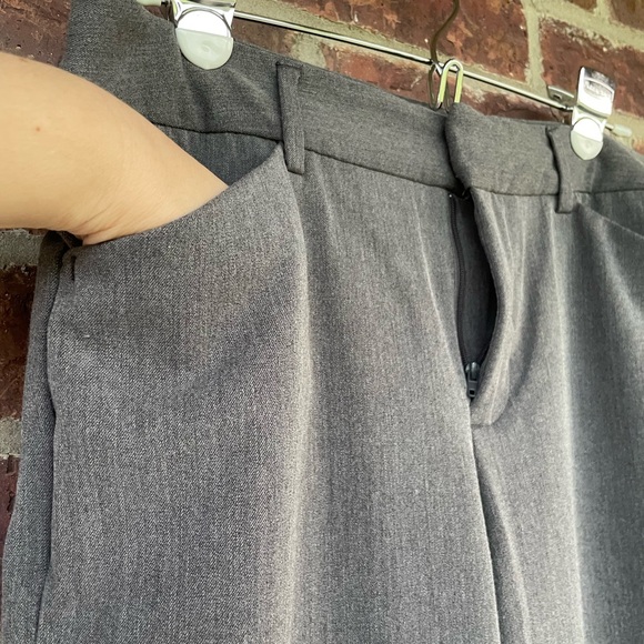 Ladies Nine West Gray Dressy Pants Slacks Size 10 Average - Picture 10 of 13